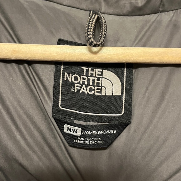 The North Face Goose Down 550 Hood Parka Jacket Black Women's Size Medium nylon - Picture 12 of 16